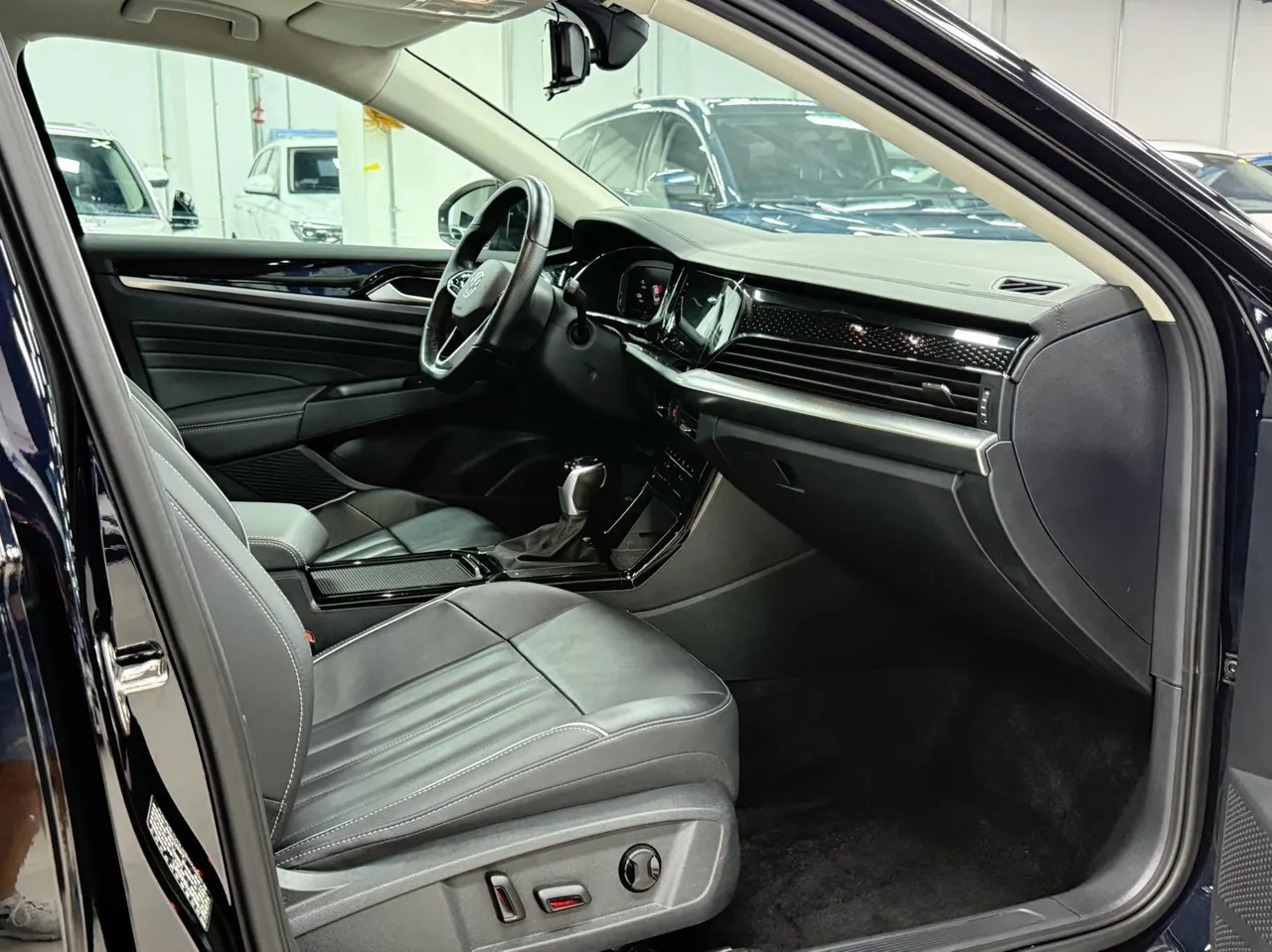 Volkswagen 2023 Passat 2.0TSI 330TSI Star Elite Edition (Modified) Automatic Gear 14