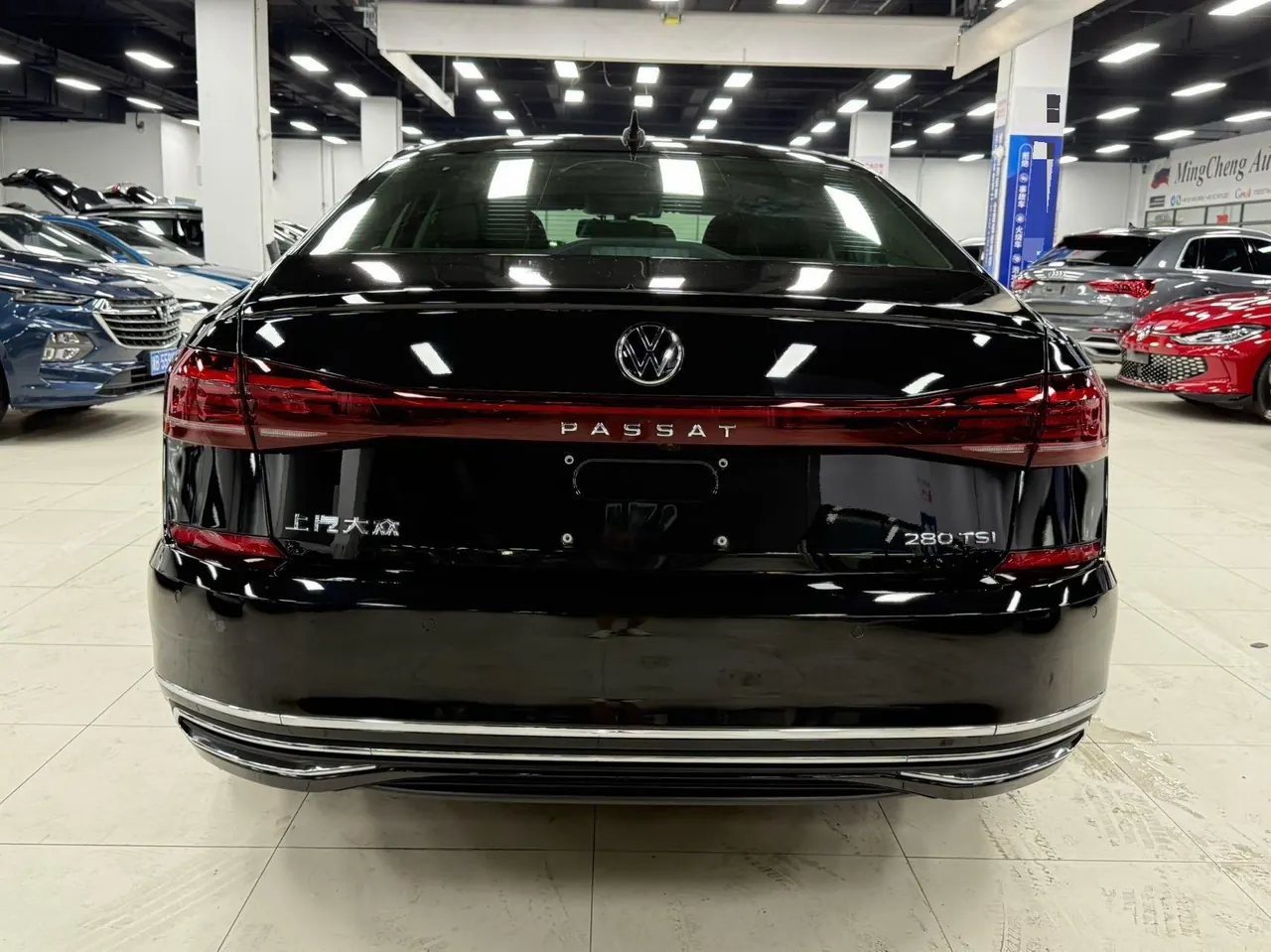 Volkswagen 2023 Passat 2.0TSI 330TSI Star Elite Edition (Modified) Automatic Gear 4