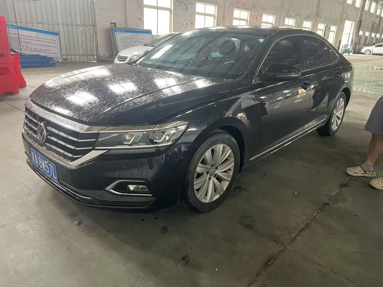 Volkswagen 2020 Passat 2.0TSI 330TSI Elite Edition Automatic - View 1