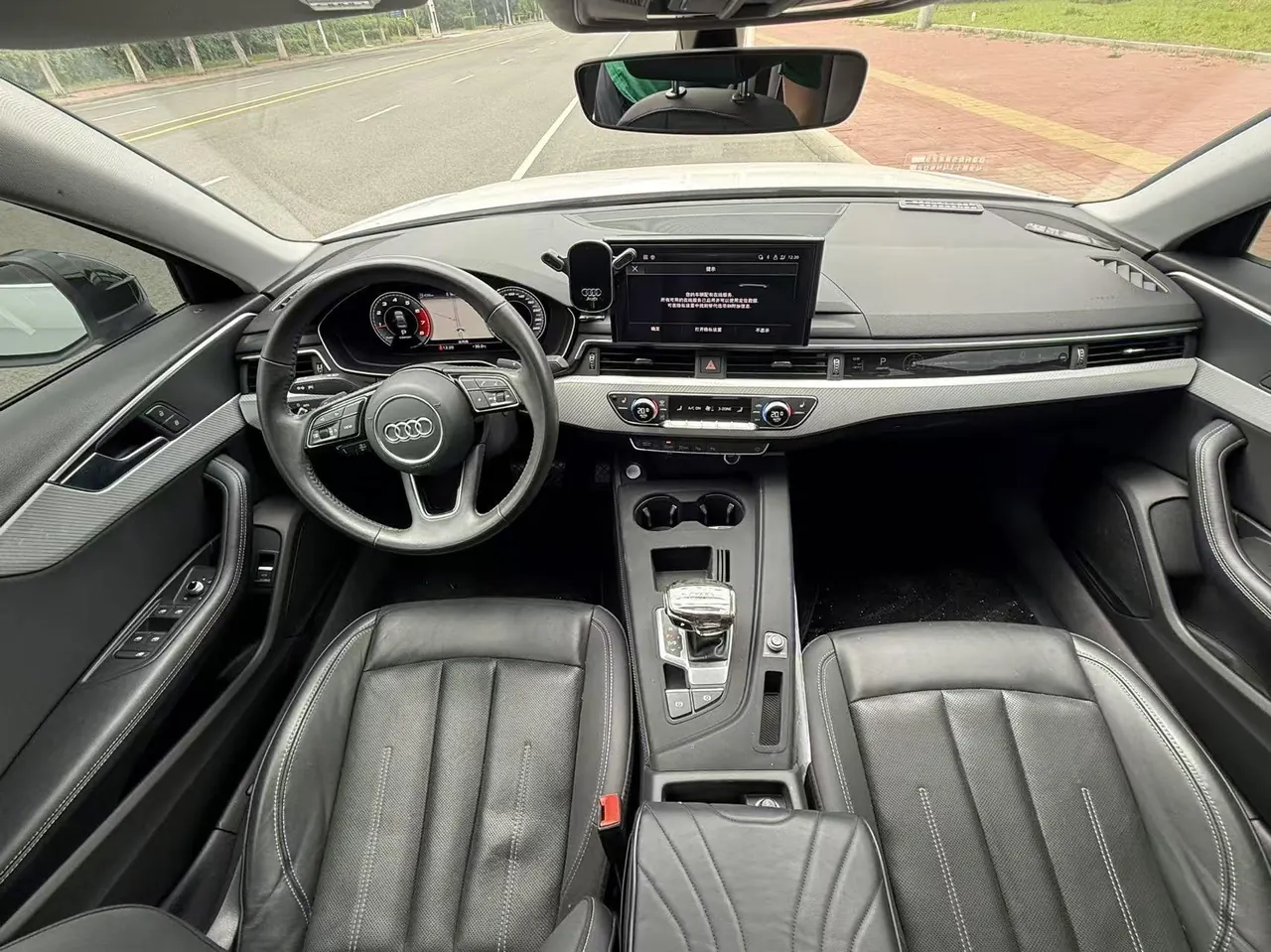 Audi 2020 A4L 2.0TFSI 40TFSI Deluxe Dynamic Automatic 4