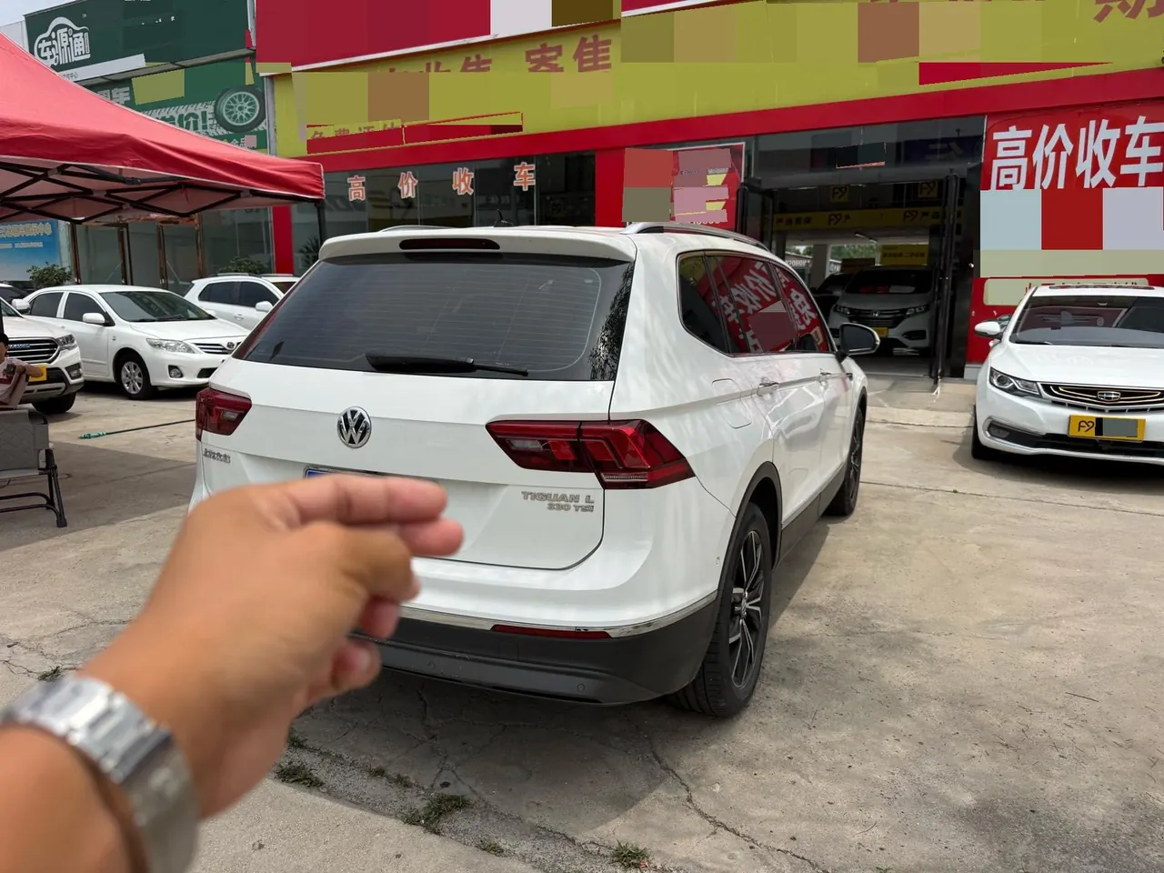 Volkswagen 2020 Tiguan L 2.0TSI 330TSI Two-Drive Smart Deluxe Automatic Gear 2