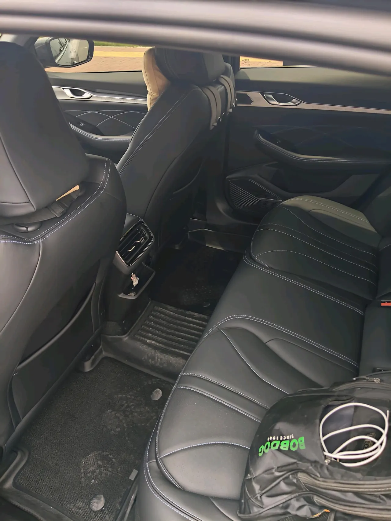 Geely 2026 xingrui 1.5TD oriental obsidian soaring version automatic gear 3
