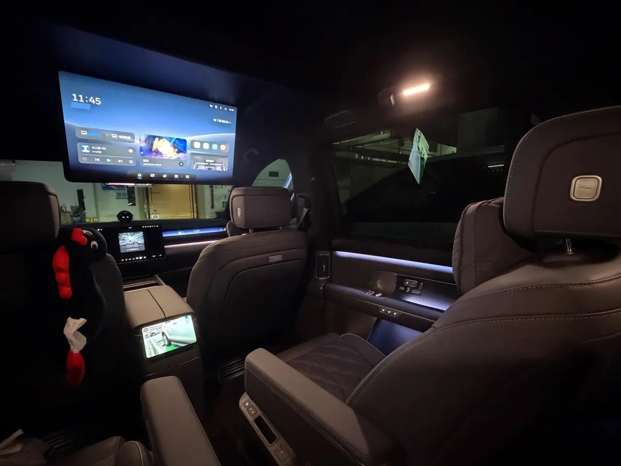 NIO 2026 ES8 6-seat executive deluxe automatic gear 5