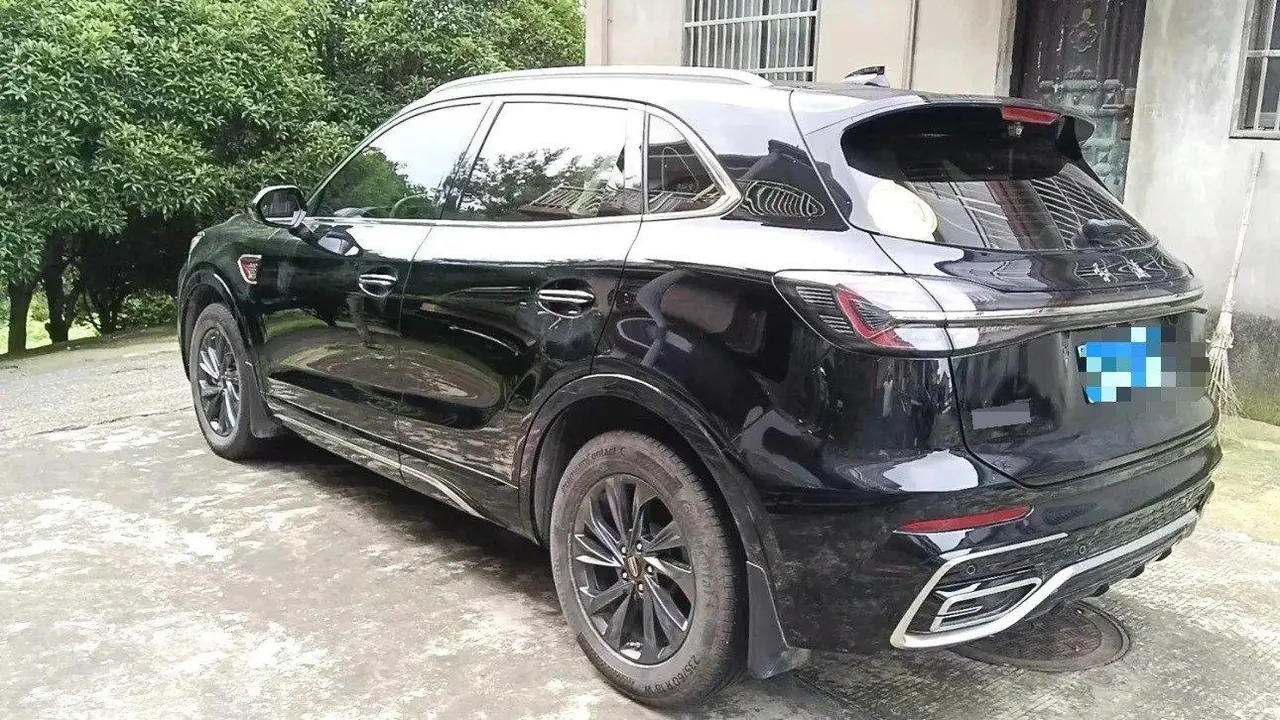 HongQi 2023 HS5 2.0T Flag Enjoy Pro 500000 Commemorative Automatic Gear 4