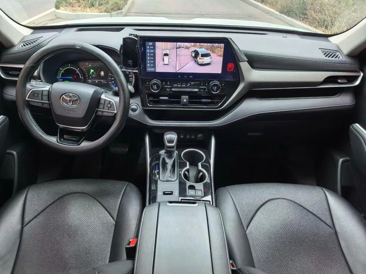 Toyota 2023 Highlander Dual Engine 2.5 Stepless Intelligent Electric Hybrid Four-wheel Drive Extreme Edition 7-seat Automatic Transmission 5