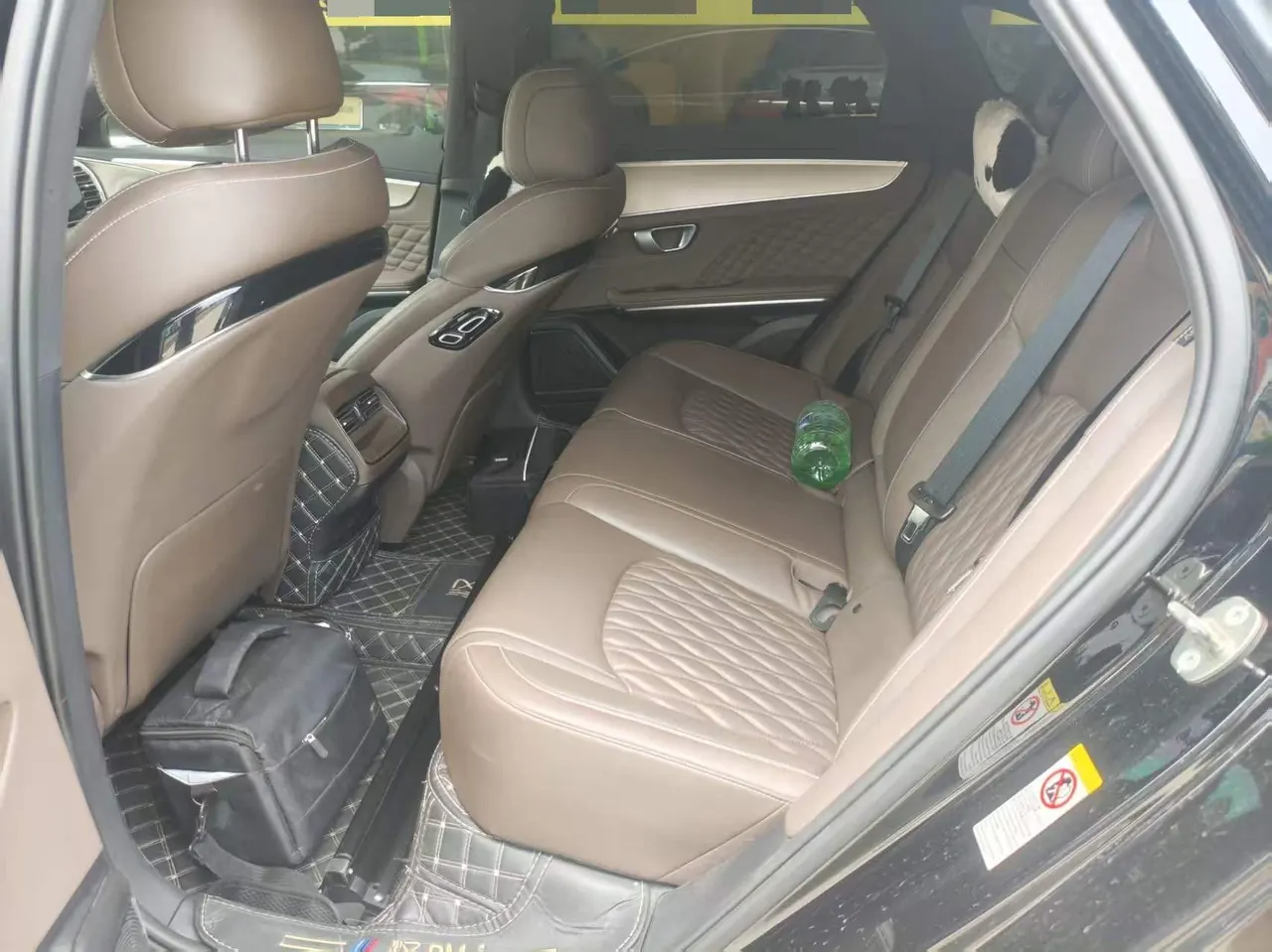 BYD 2023 Han DM-i 1.5T stepless champion version 121KM exclusive automatic gear 3