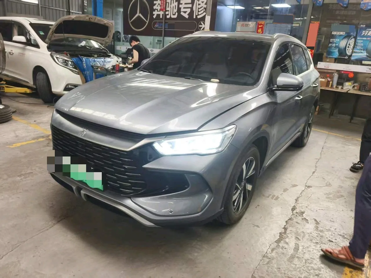 BYD Song Pro New Energy 2024 Song Pro DM-i 1.5 Stepless Glory Edition Pilot 71KM Automatic Gear - View 1