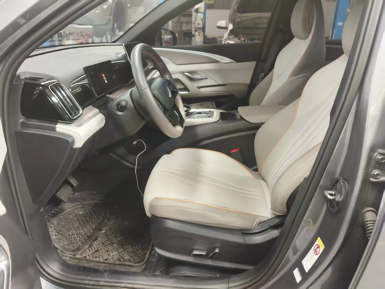 BYD Song Pro New Energy 2024 Song Pro DM-i 1.5 Stepless Glory Edition Pilot 71KM Automatic Gear 3