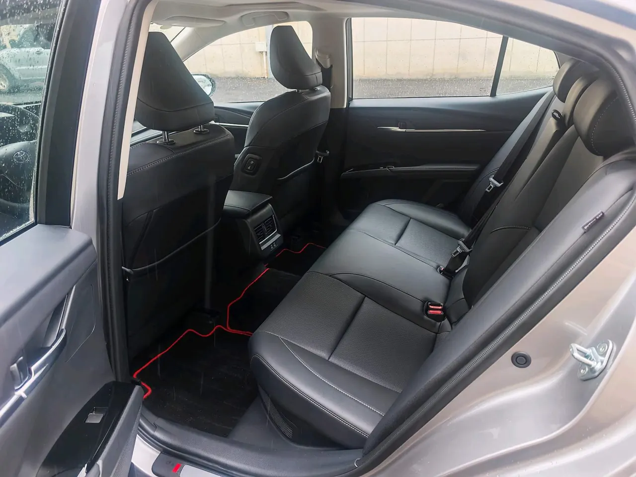 Toyota 2026 Camry Double Engine 2.0HSE Stepless Sports Lite Edition Automatic Gear 3