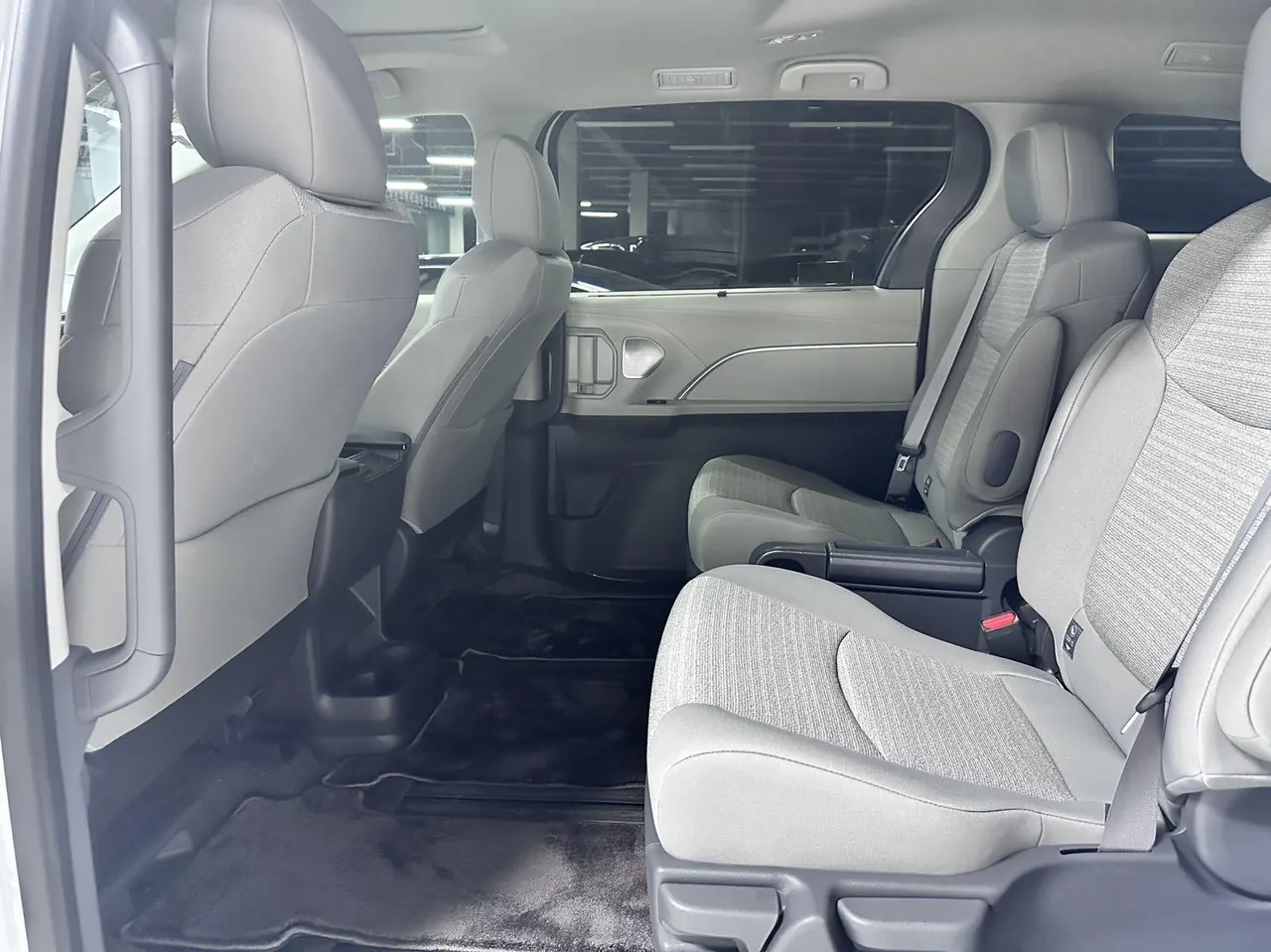 Toyota 2026 Sana 2.5 Stepless Two-Drive Comfort Edition Automatic Transmission 3