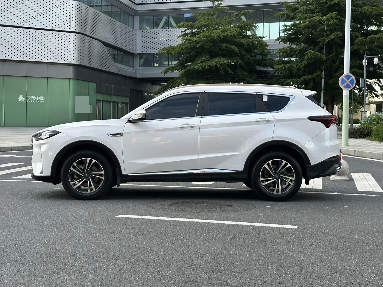 Jetour 2021 X70 PLUS 1.5T Mountain 5 Automatic Gear 7