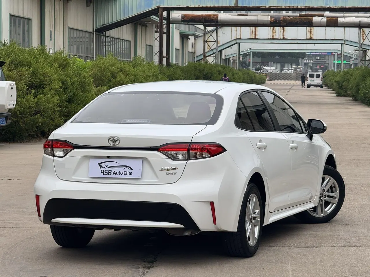 Toyota 2022 Lei Ling 1.2T Stepless 185T Deluxe Automatic Gear 11