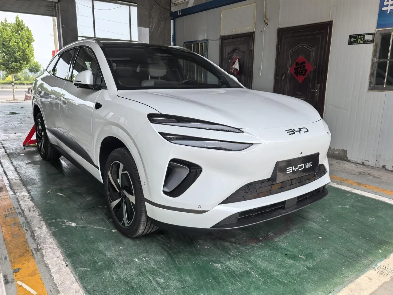 BYD 2025 Sea Lion 06 EV 605 Pilot Pro Edition Automatic Gear 3