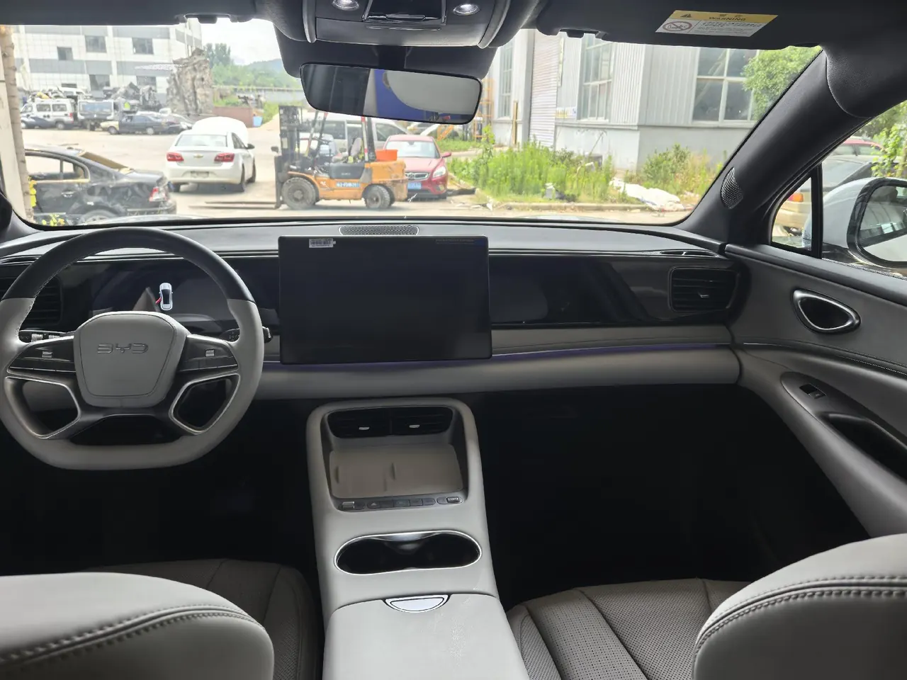 BYD 2025 Sea Lion 06 EV 605 Pilot Pro Edition Automatic Gear 6