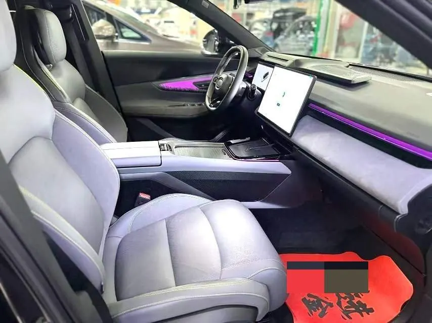 LYNK&amp;CO 2023 LYNK&amp;CO 08 EM-P 1.5T 220km four-wheel drive performance Halo automatic gear 8