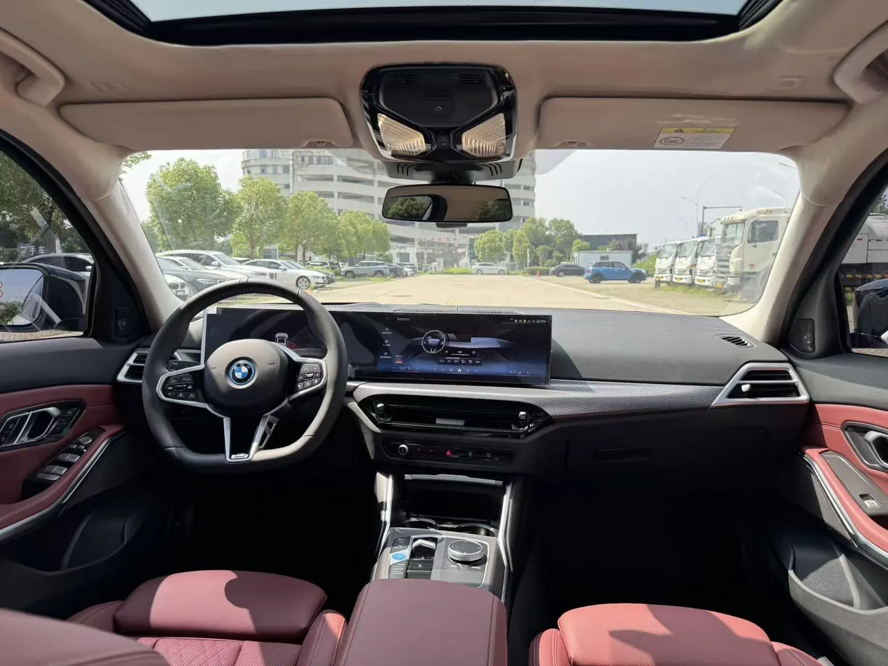 BMW 2026 i3 eDrive 40 L obsidian night sports suit automatic gear 10