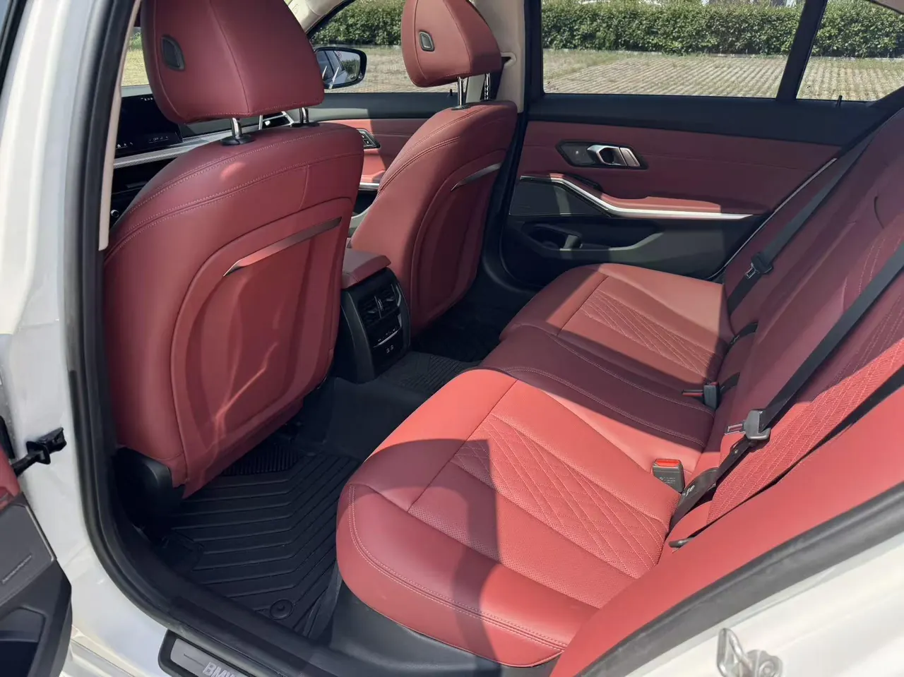 BMW 2026 i3 eDrive 40 L obsidian night sports suit automatic gear 21