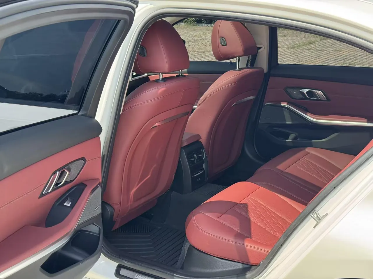BMW 2026 i3 eDrive 40 L obsidian night sports suit automatic gear 22
