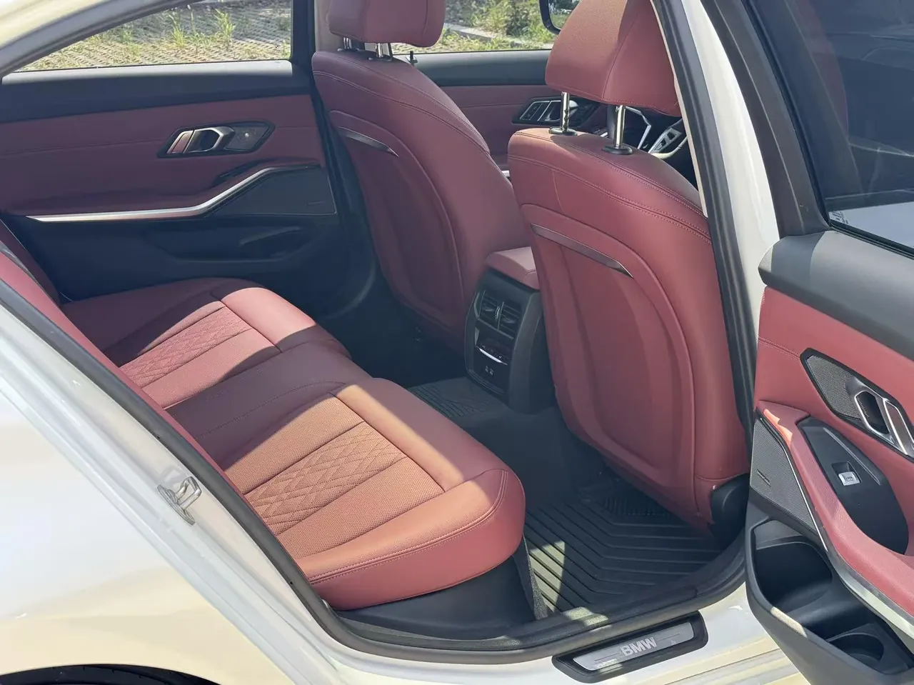 BMW 2026 i3 eDrive 40 L obsidian night sports suit automatic gear 6