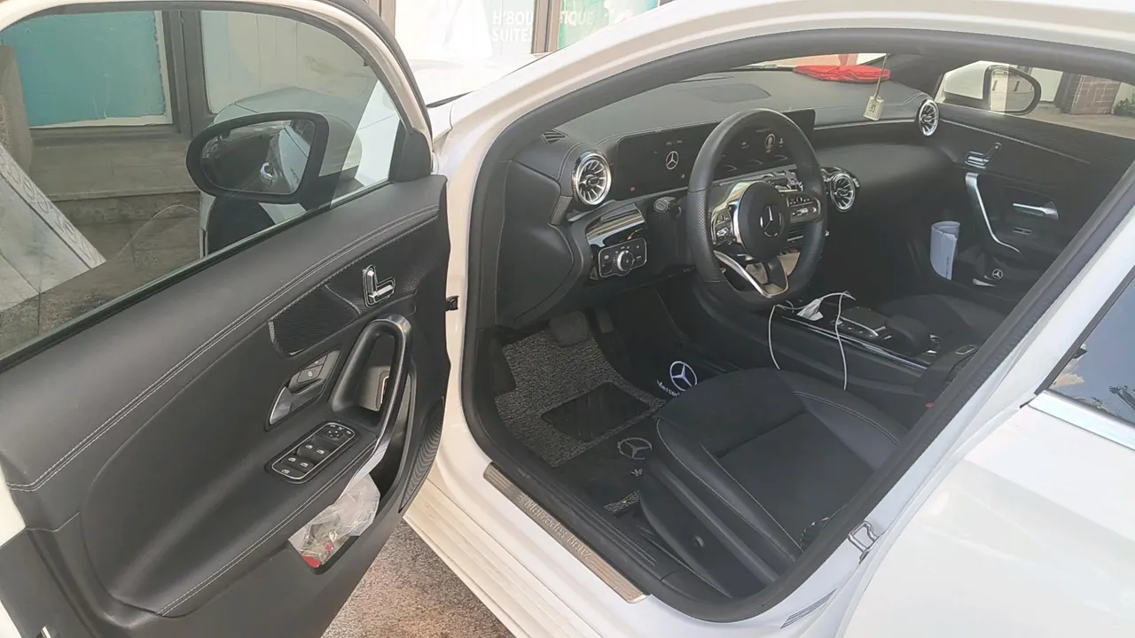 Mercedes Benz Class A 2022 A 200 L 1.3T Fashion (Change 3) Automatic 2