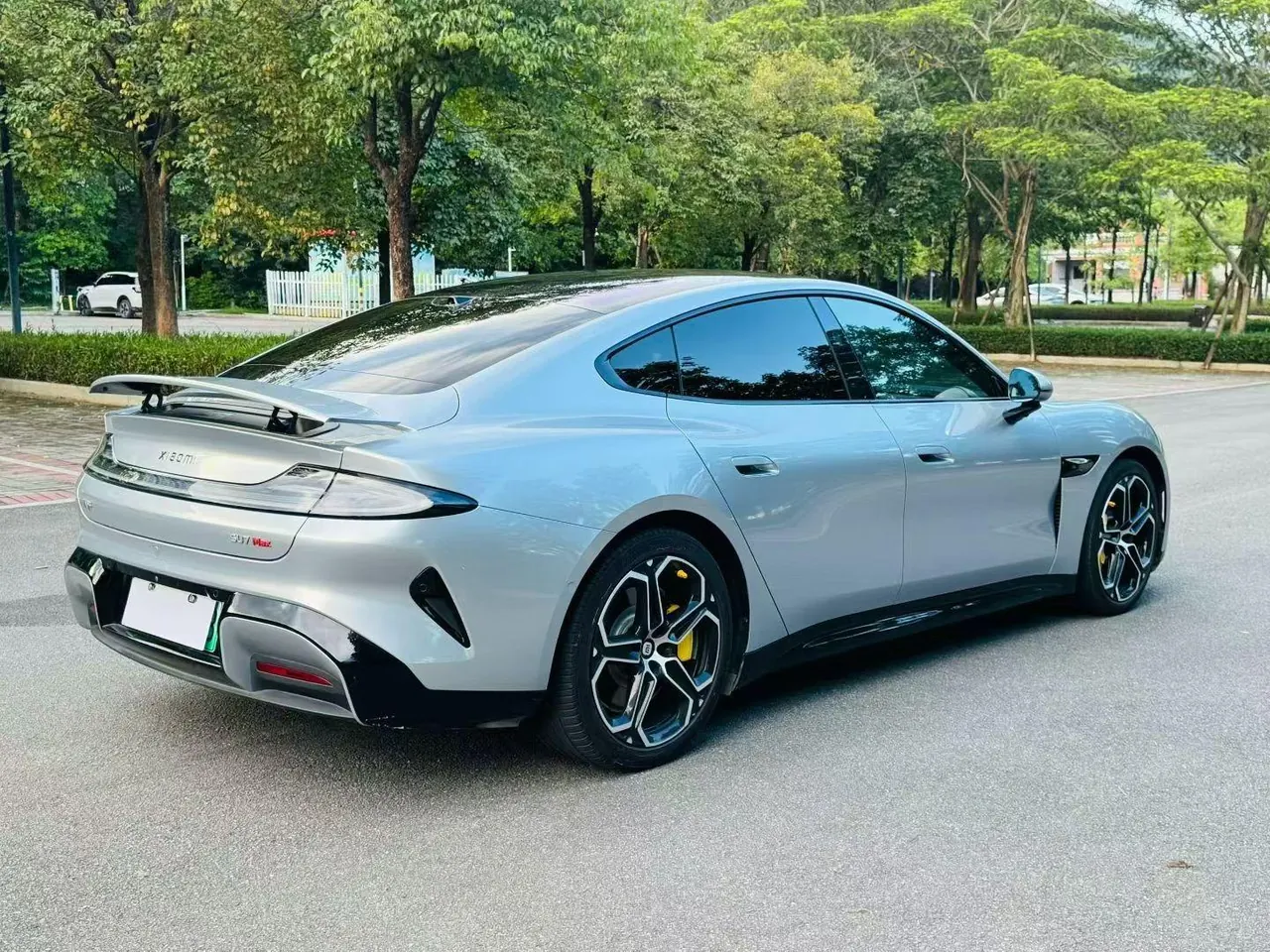 MI 2024 SU 7 800km 4-wheel drive ultra-long endurance high-end smart driving Max version automatic gear 6