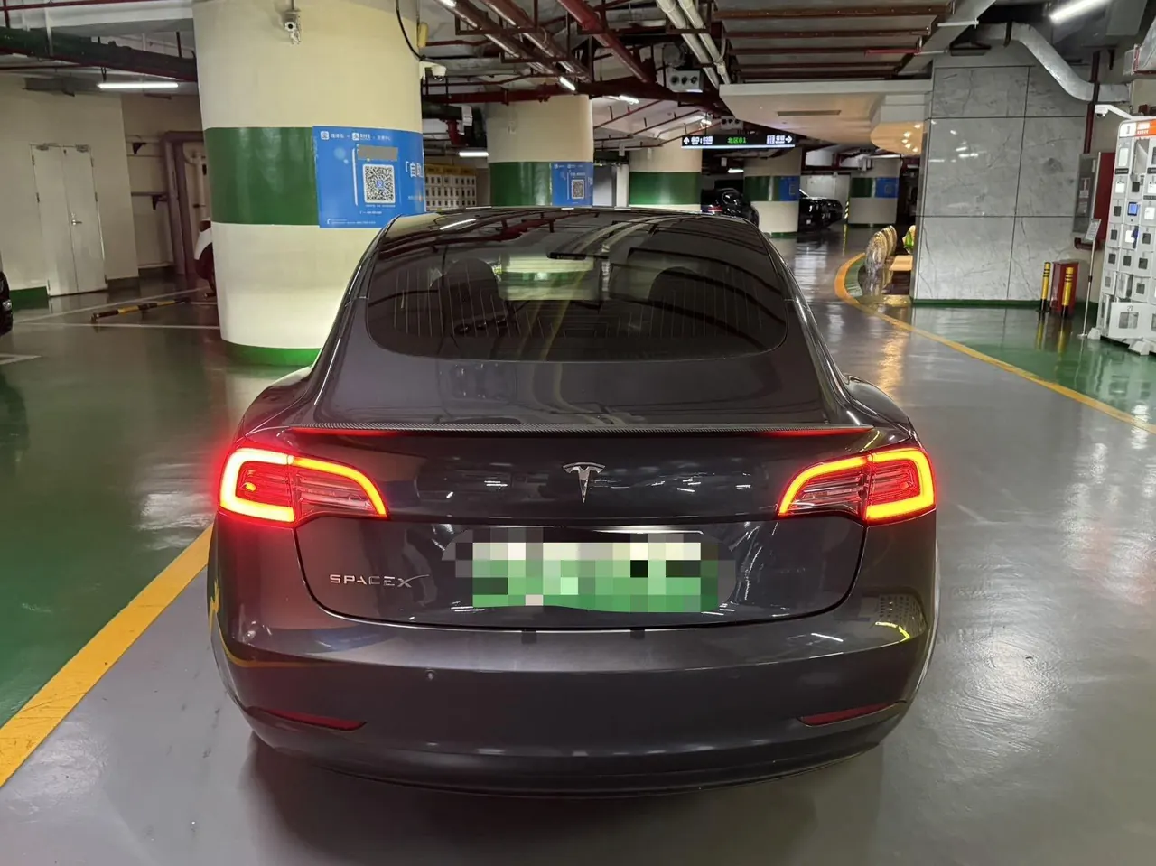 Tesla 2020 Model 3 long endurance rear wheel drive version (modified) automatic gear 5