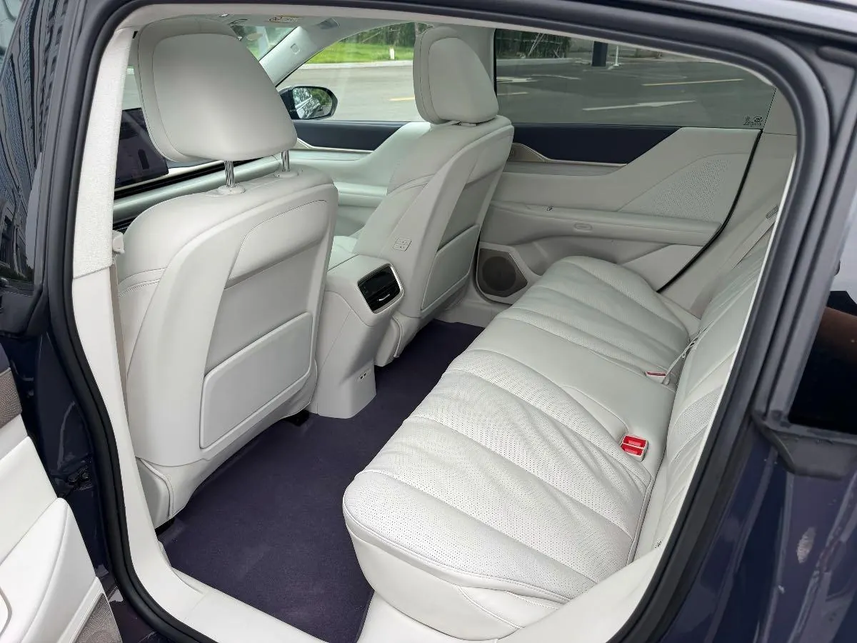 Buick 2026 to the border L7 Avia automatic gear 13