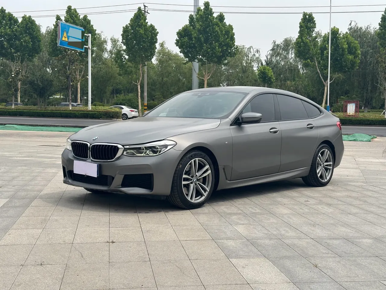 Open image lightbox: BMW 6 Series GT (Imported) 2020 GT 630i 2.0T M Sports Suit Automatic Gear
