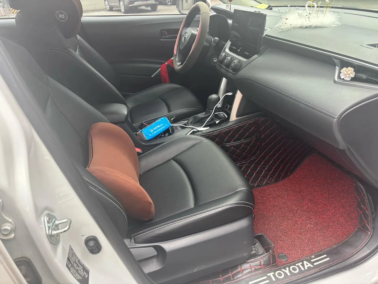 Toyota 2023 Corolla Sharp 2.0 Stepless Pioneer Edition Automatic Gear 3