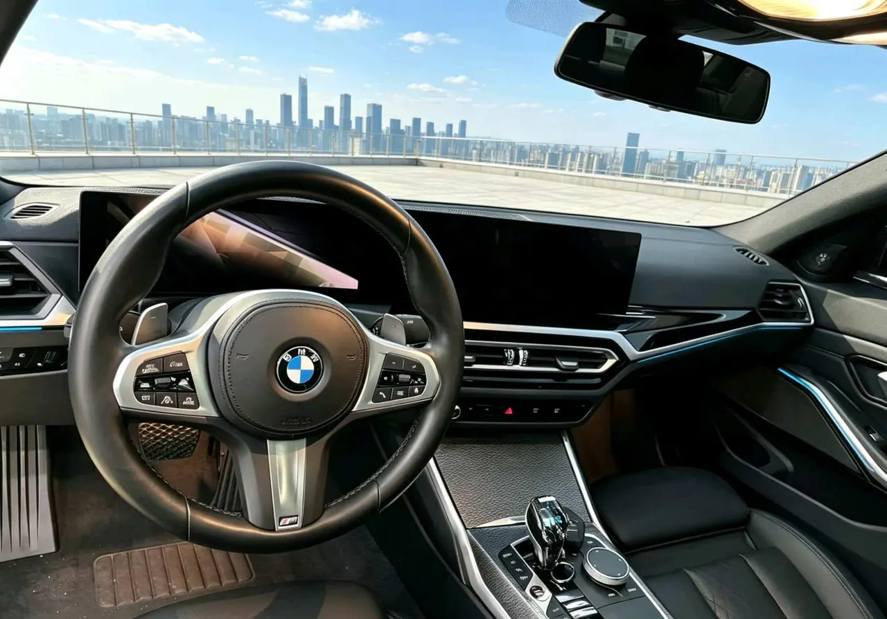 BMW 3 Series 2023 330Li 2.0T M Sports Obsidian Night Suit Automatic Gear 7