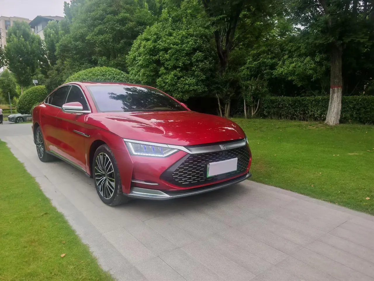 BYD 2020 Han DM 2.0T 4-wheel drive performance version noble automatic gear 2