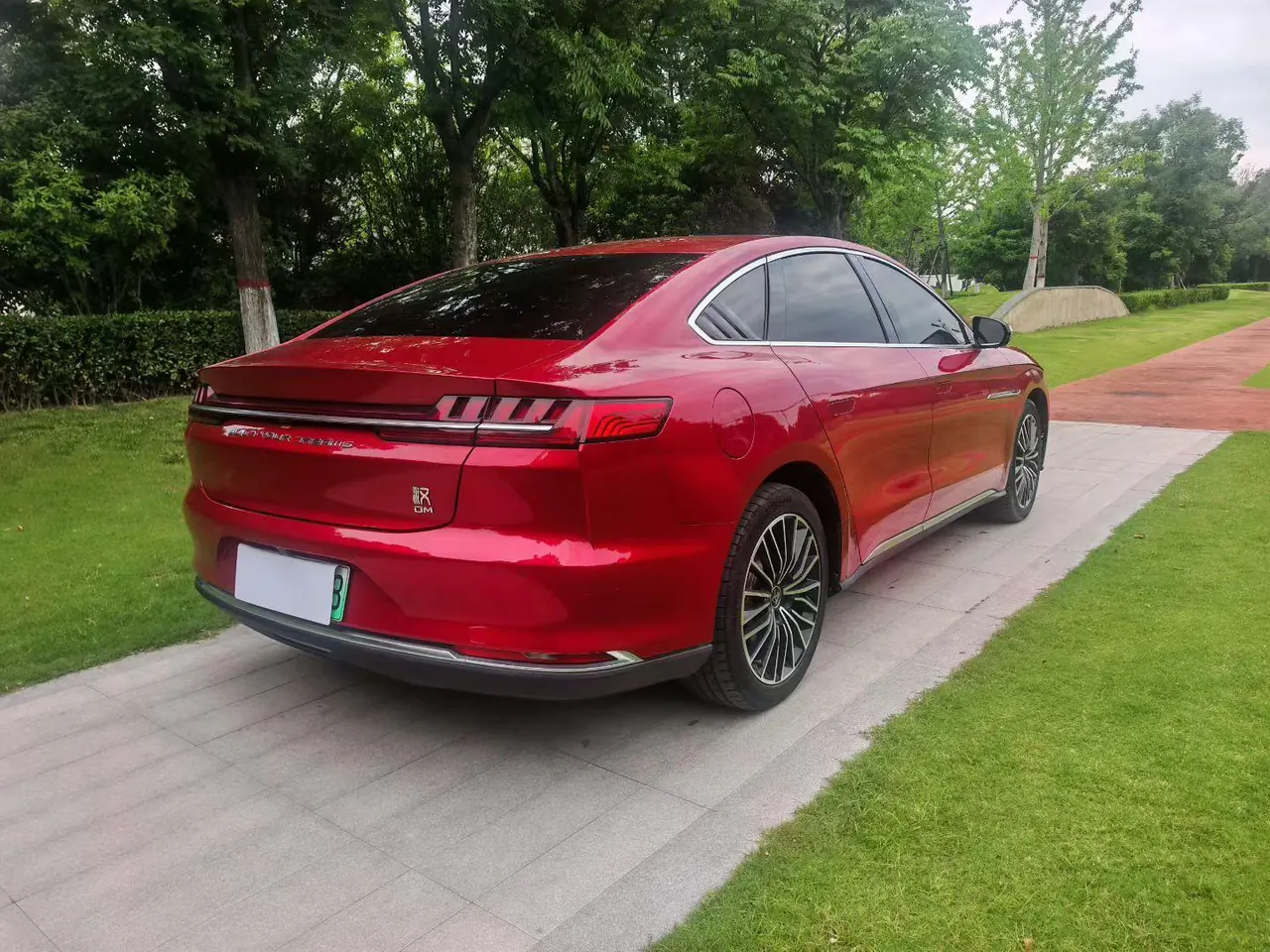 BYD 2020 Han DM 2.0T 4-wheel drive performance version noble automatic gear 7