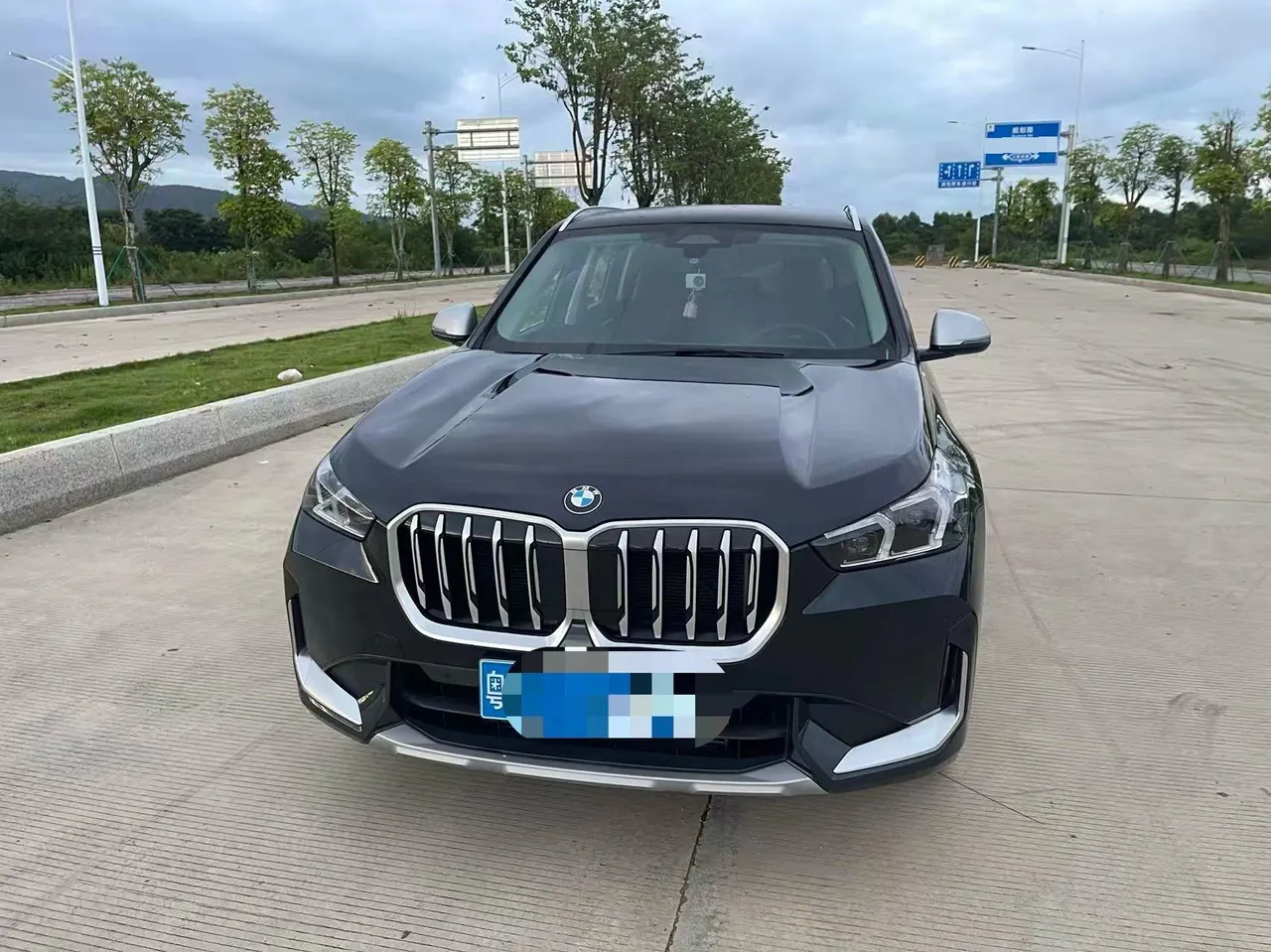 BMW 2023 X1 sDrive20Li 1.5T X Design Package Automatic Transmission 2
