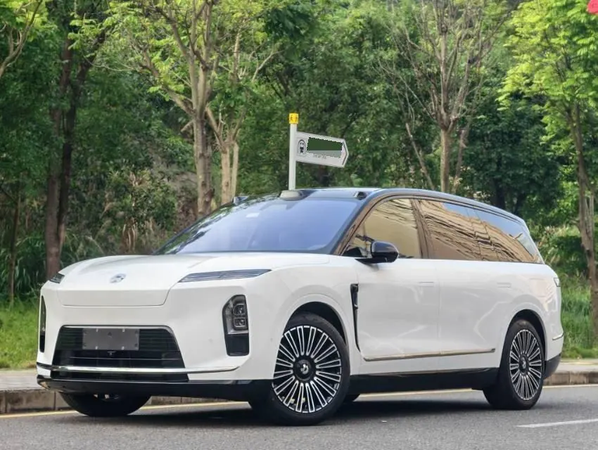 NIO 2026 ES8 6-seat executive deluxe automatic gear - View 1