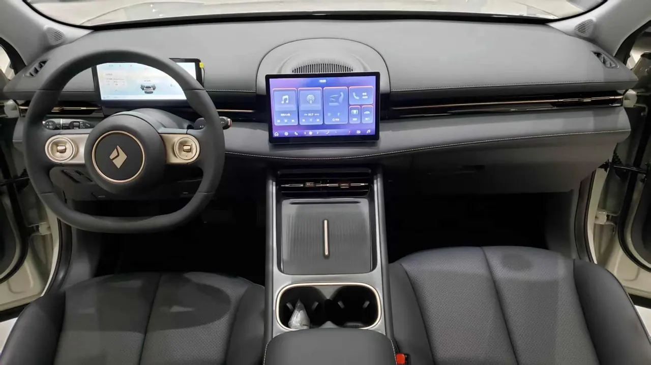 BaoJun 2026 E 6 500km Free Edition Automatic Gear 8