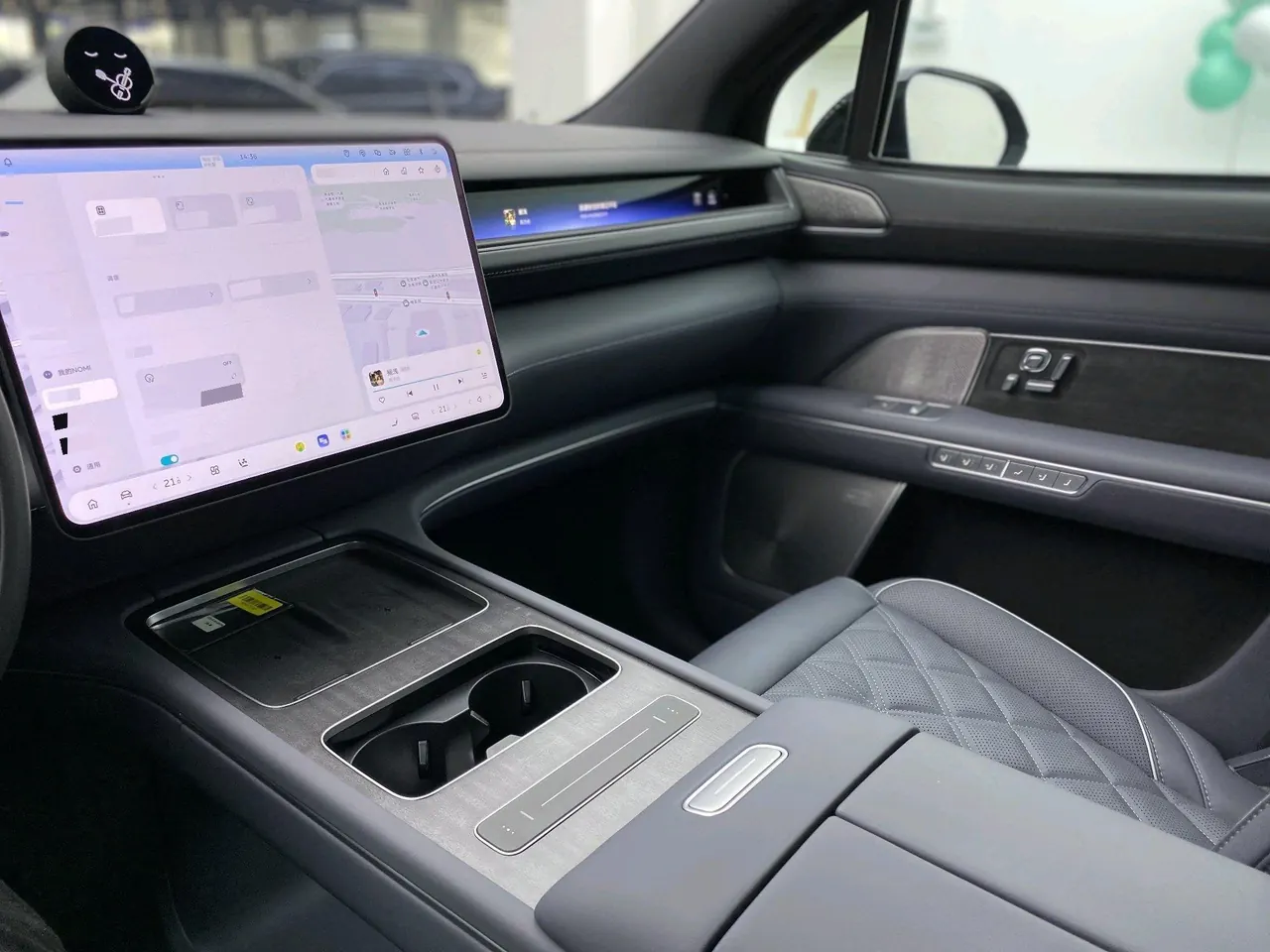 NIO 2026 ES8 6-seat executive deluxe automatic gear 8
