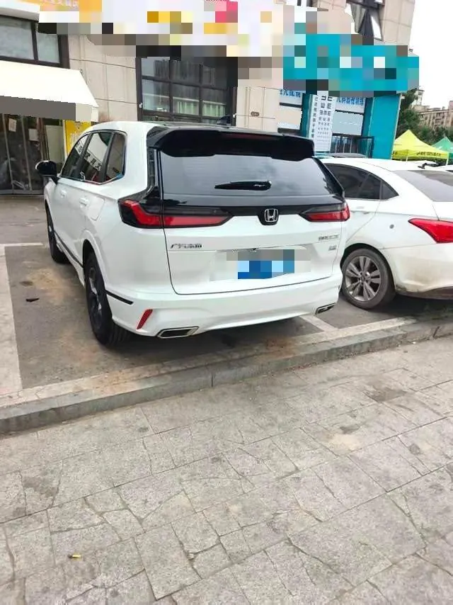 Honda 2025 Hao Ying 1.5T Stepless 240TURBO Two-Drive Deluxe Edition 5-seat Automatic Gear 3