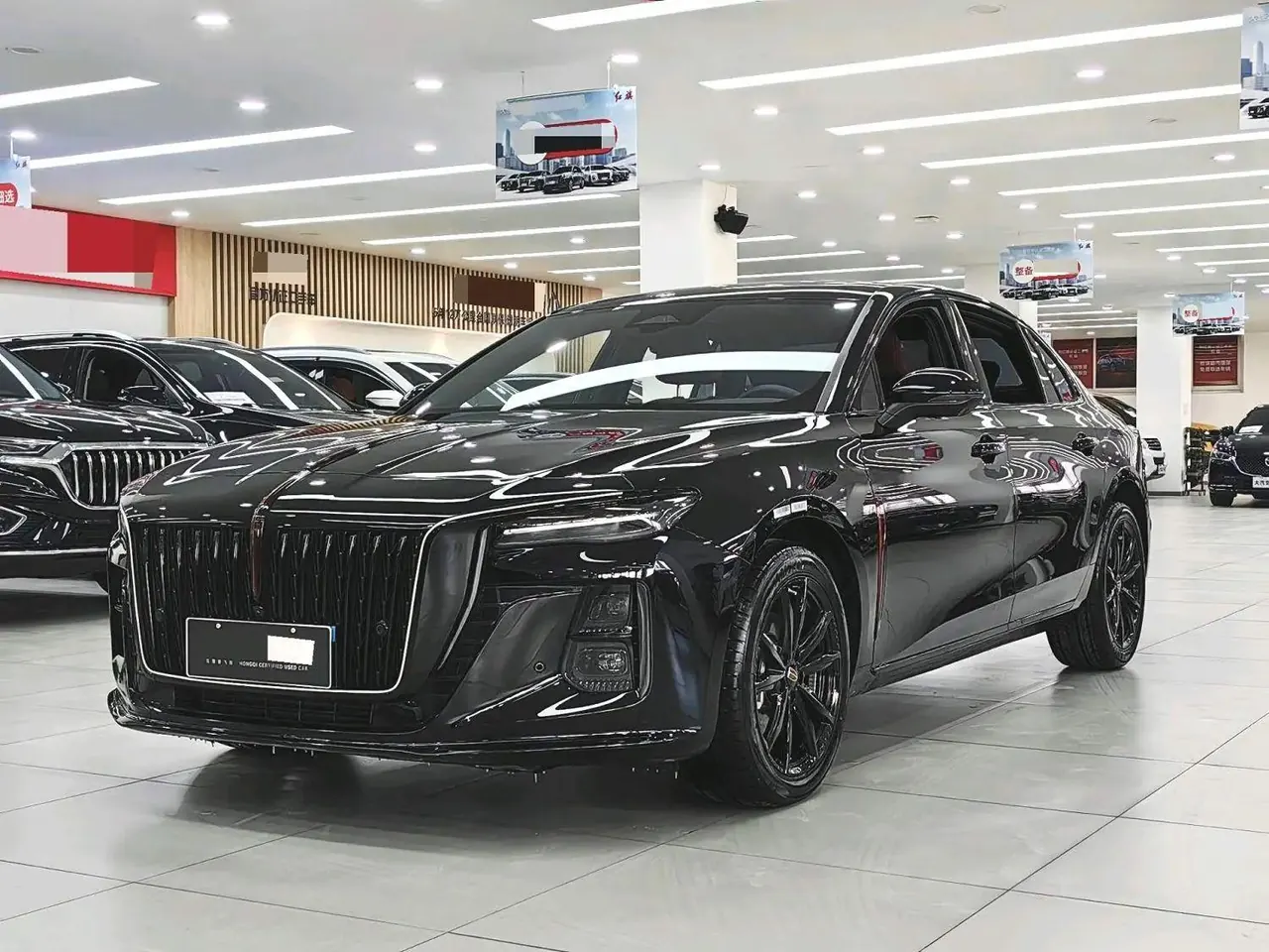 Открыть галерею: HongQi 2025 H5 2.0T Xuan Ying Edition Automatic Gear