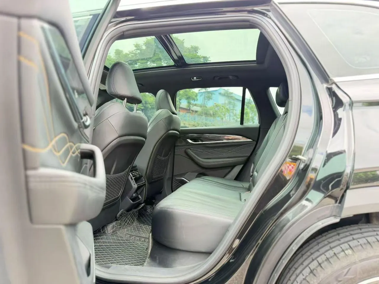 Geely 2023 XingyueL (Monjaro) 2.0TD high-power two-wheel drive flagship automatic transmission 3