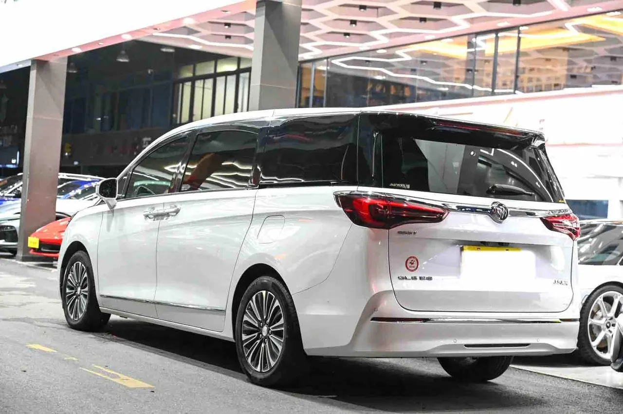 Buick 2020 GL8 ES Lu Zun 2.0T 653T Flagship Automatic Gear 3