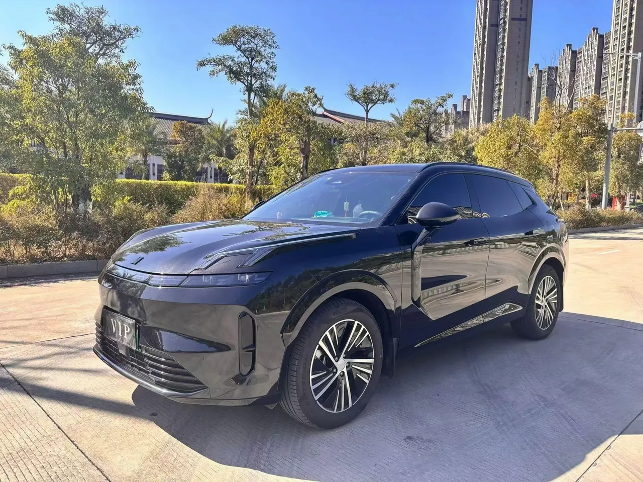 LYNK&amp;CO 2024 LYNK&amp;CO 08 EM-P 1.5T 120km Long Endurance Plus Automatic - View 1