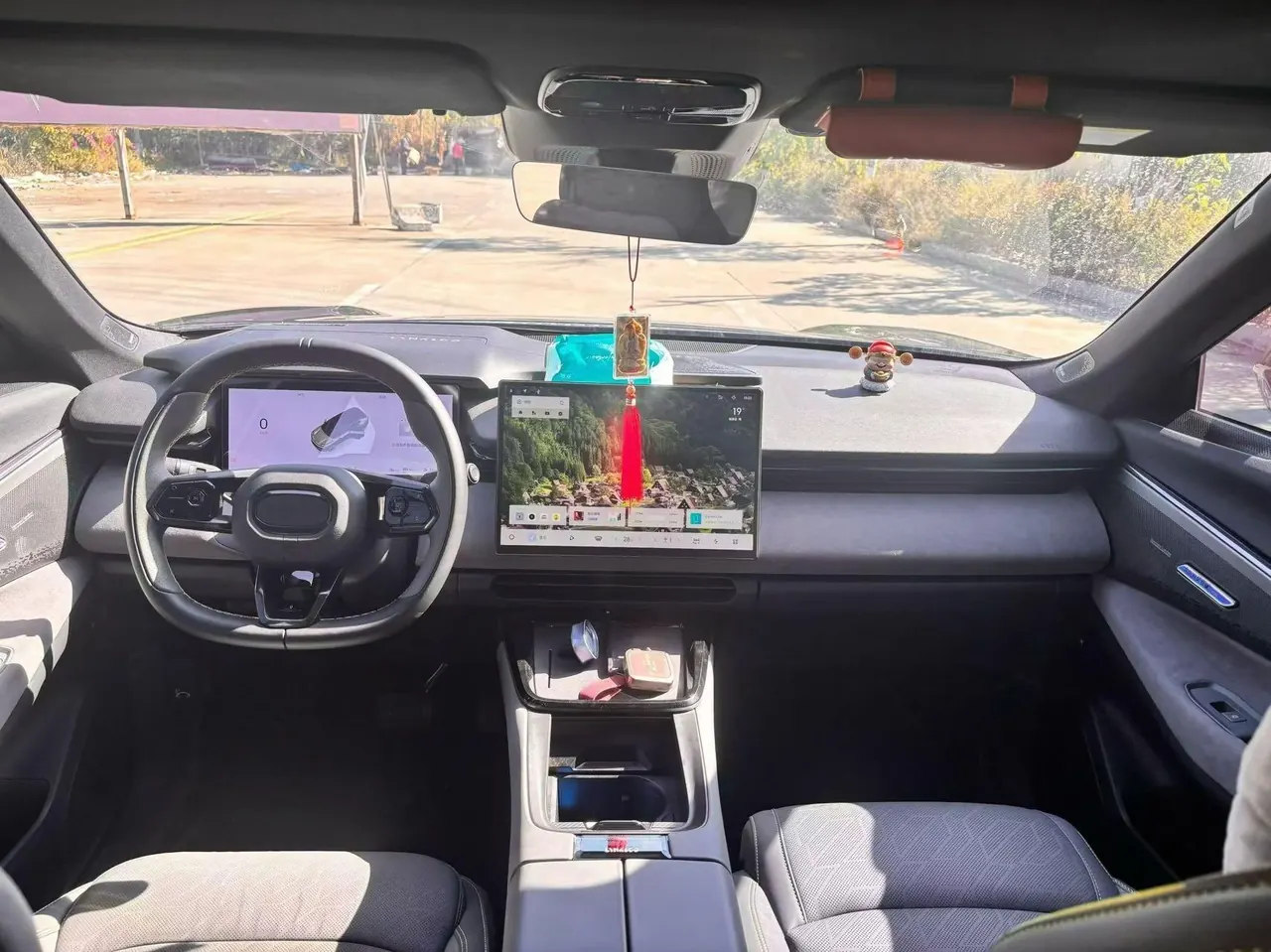LYNK&amp;CO 2024 LYNK&amp;CO 08 EM-P 1.5T 120km Long Endurance Plus Automatic 4