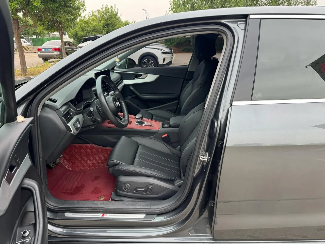 Audi 2020 A4L 2.0TFSI 40TFSI Deluxe Dynamic Automatic 6