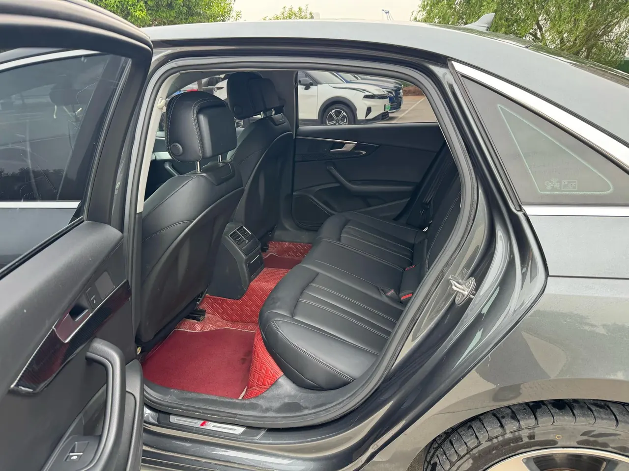 Audi 2020 A4L 2.0TFSI 40TFSI Deluxe Dynamic Automatic 7