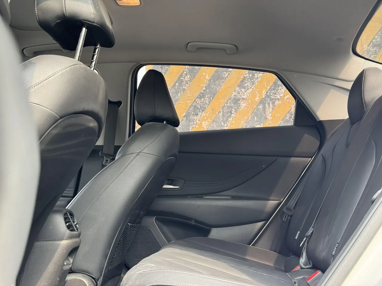 Hyundai 2022 Elantra -3-compartment 1.5 stepless LUX premium automatic gear 7