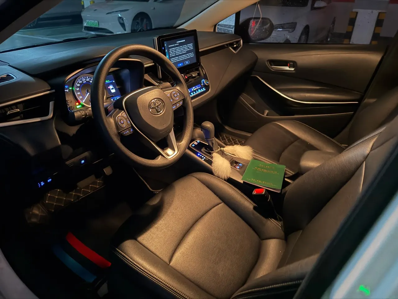 Toyota 2022 Corolla Double Engine 1.8 Stepless Pioneer Edition Automatic Gear 2
