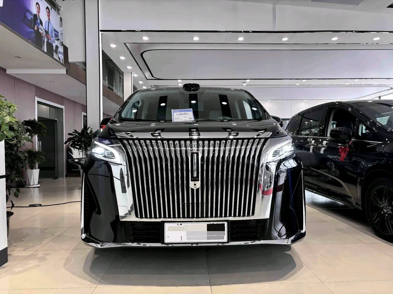 WEY 2025 VV7 Hi4 1.5T Four-Wheel-Drive Automatic Model 3