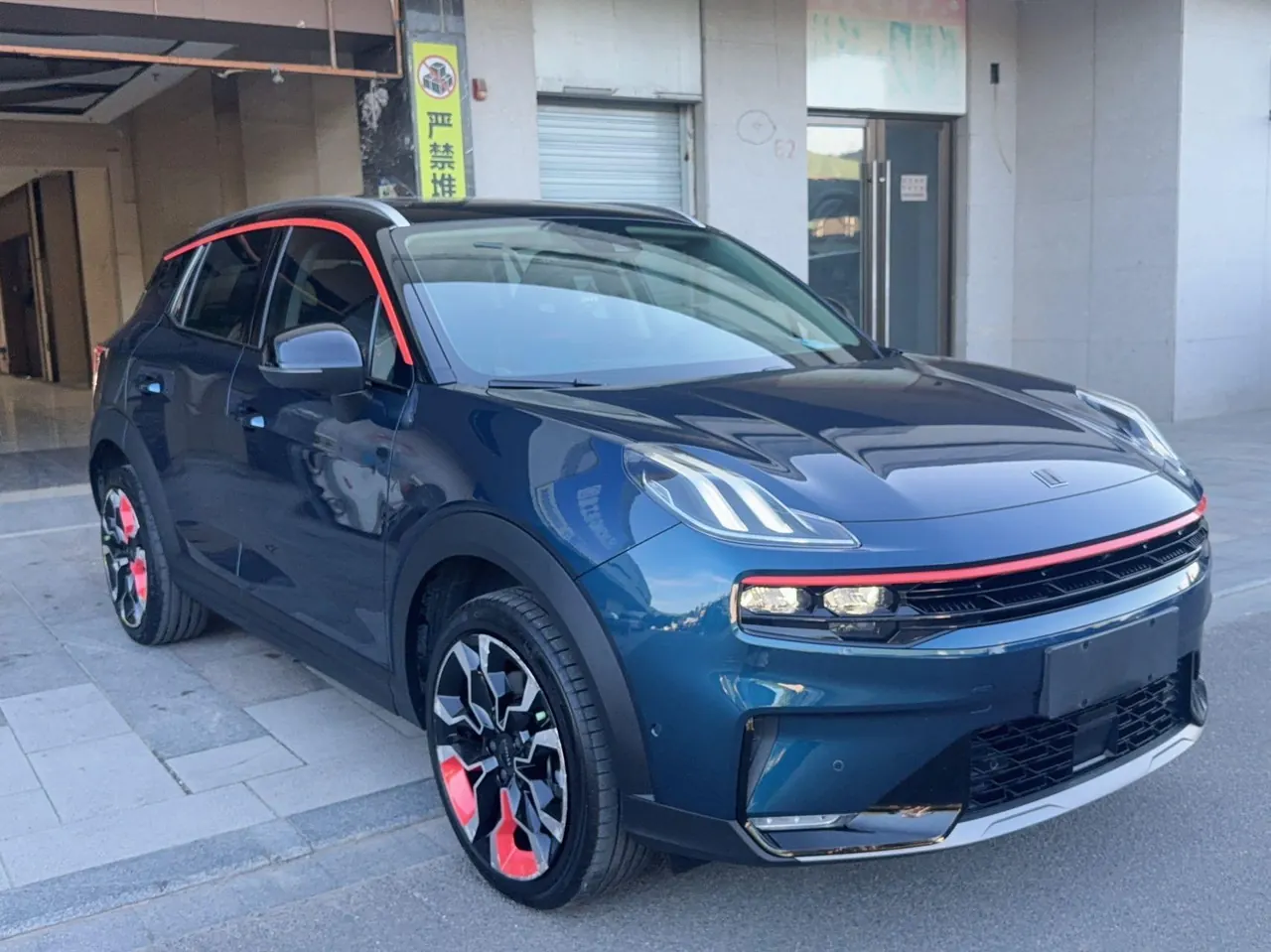 LYNK&amp;CO 2020 LYNK&amp;CO 06 1.5TD Yao Halo automatic gear 3