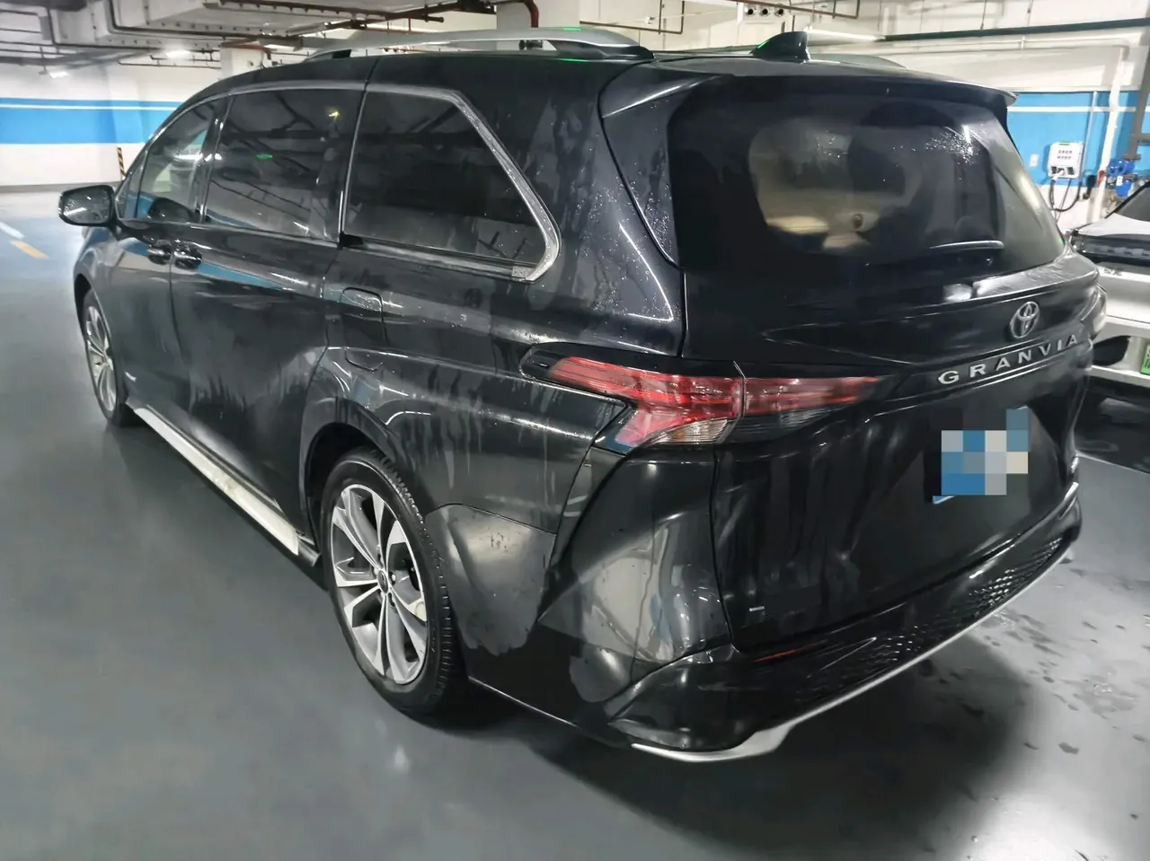 Toyota 2023 Grevia HYBRID 2.5 Stepless Premium PLUS Edition Automatic Gear 7