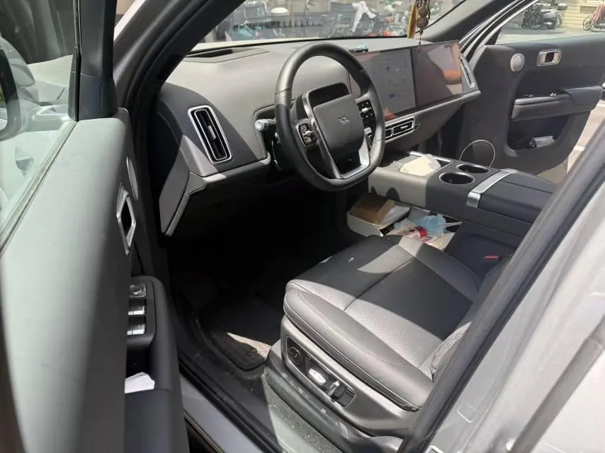 Li 2024 L9 Ultra automatic gear 2